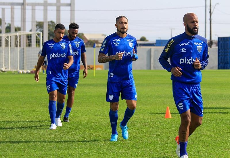 Guerrero deve ficar &agrave; disposi&ccedil;&atilde;o no Ava&iacute;