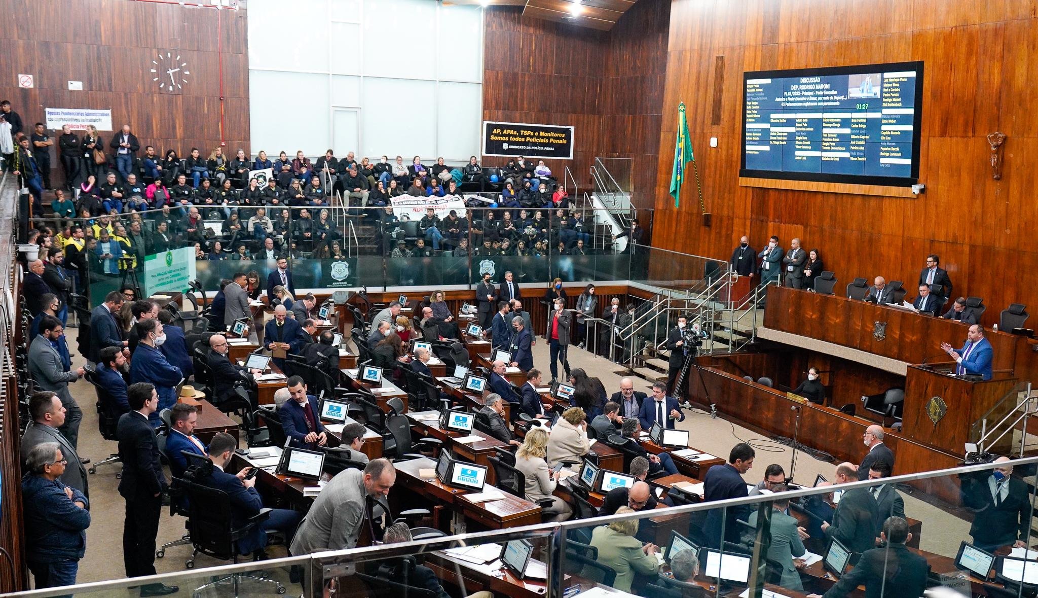 Caso a maioria consiga reelei&ccedil;&atilde;o, haver&aacute; pouca margem para mudan&ccedil;a da fotografia na pr&oacute;xima legislatura
