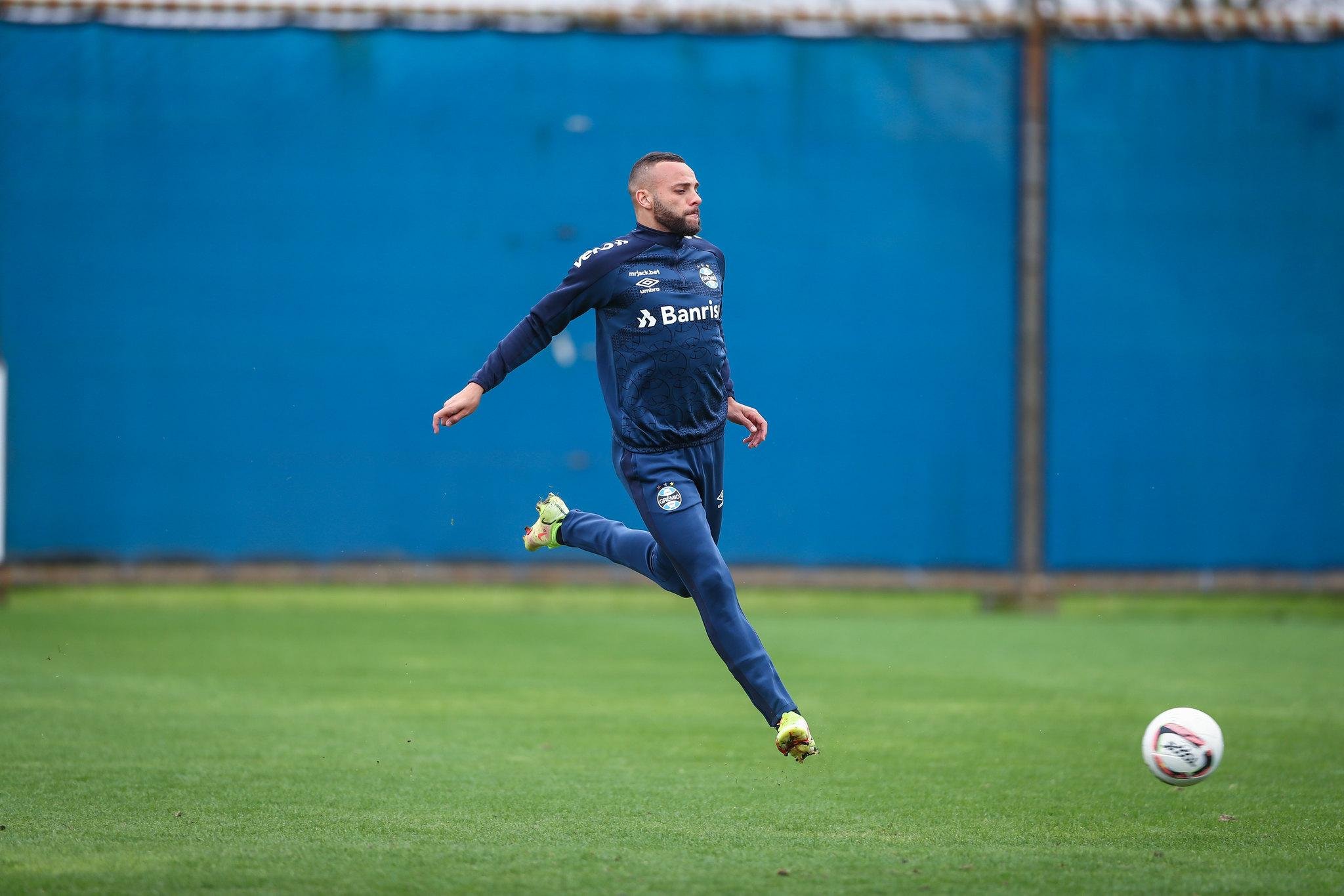 Guilherme vai ser titular contra o Fantasma