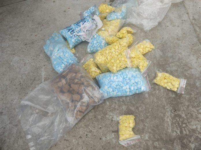 Drogas foram apreendidas ap&oacute;s abordagem na rodovia