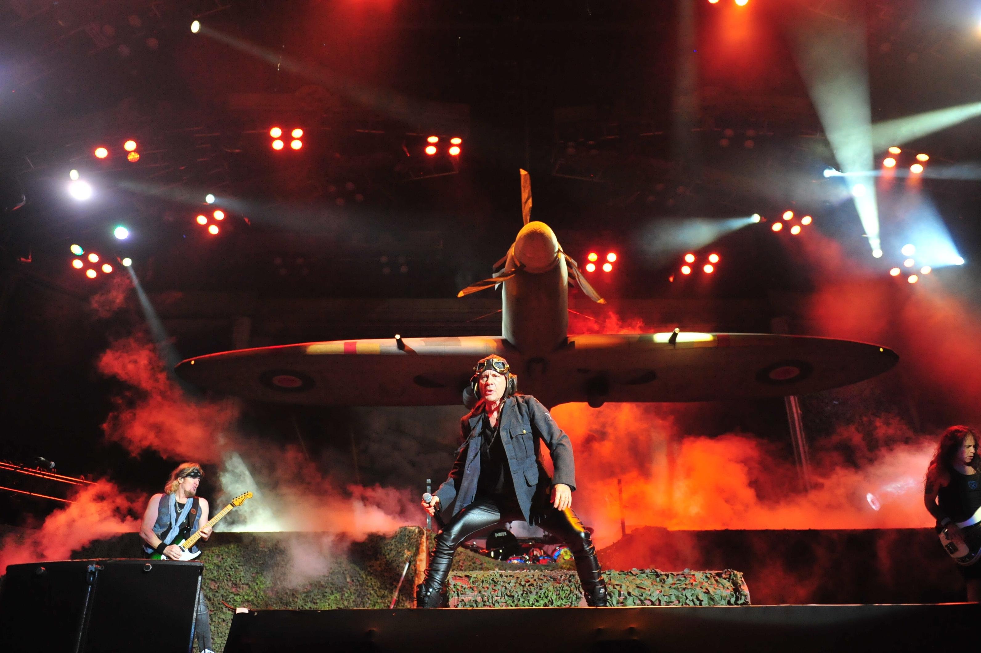 Registro do show do grupo Iron Maiden em Porto Alegre em 2019
