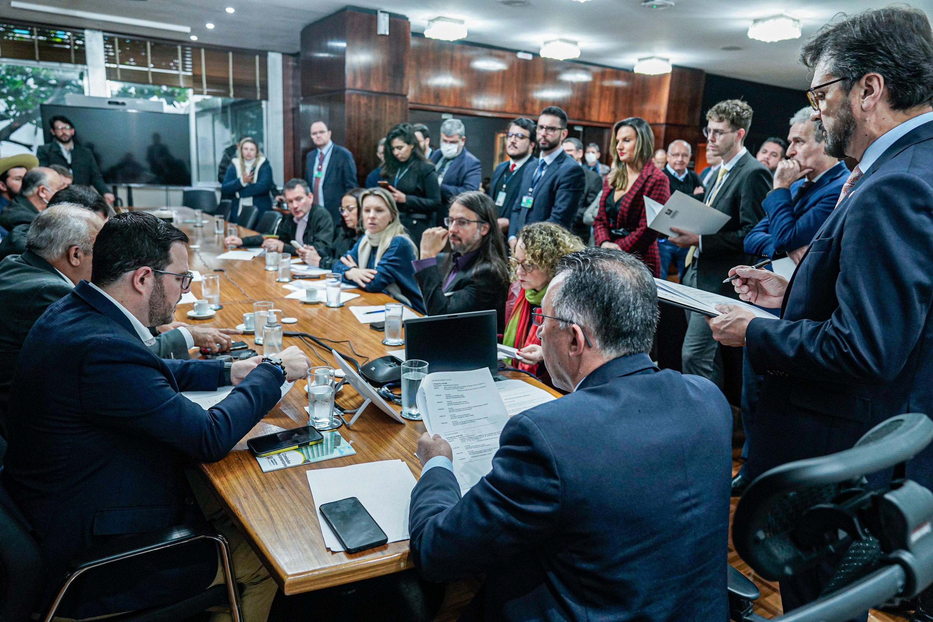 Objetivo da decis&atilde;o &eacute; evitar a contamina&ccedil;&atilde;o eleitoral na discuss&atilde;o dos projetos