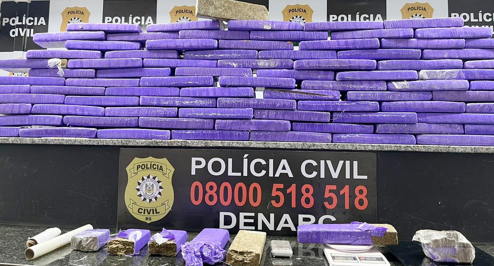 Um traficante foi preso em flagrante pelos policiais civis