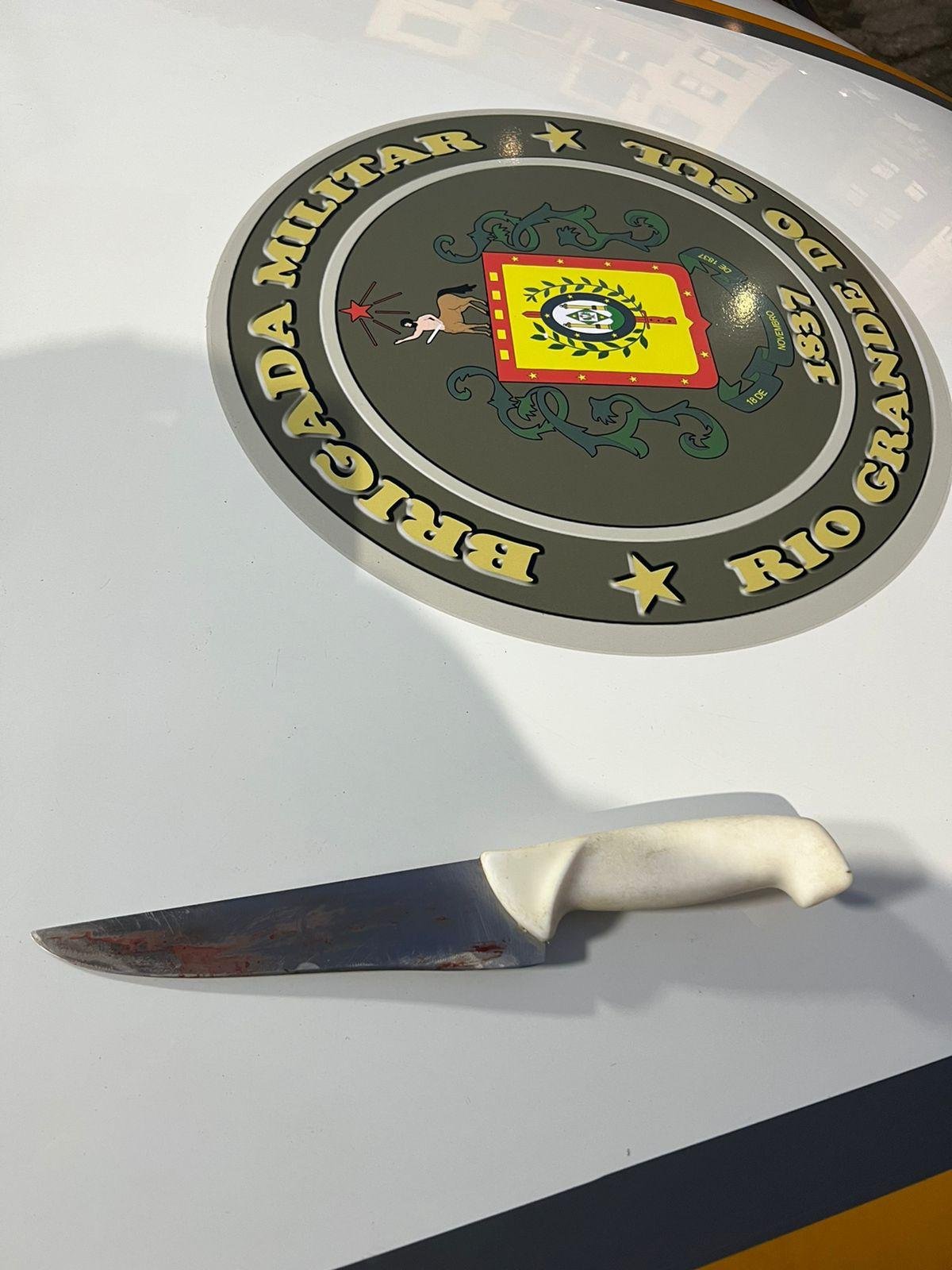 Faca utilizada em assassinato de menor foi apreendida pelos policiais militares