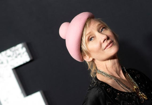 Atriz morreu aos 53 anos, ap&oacute;s acidente de carro
