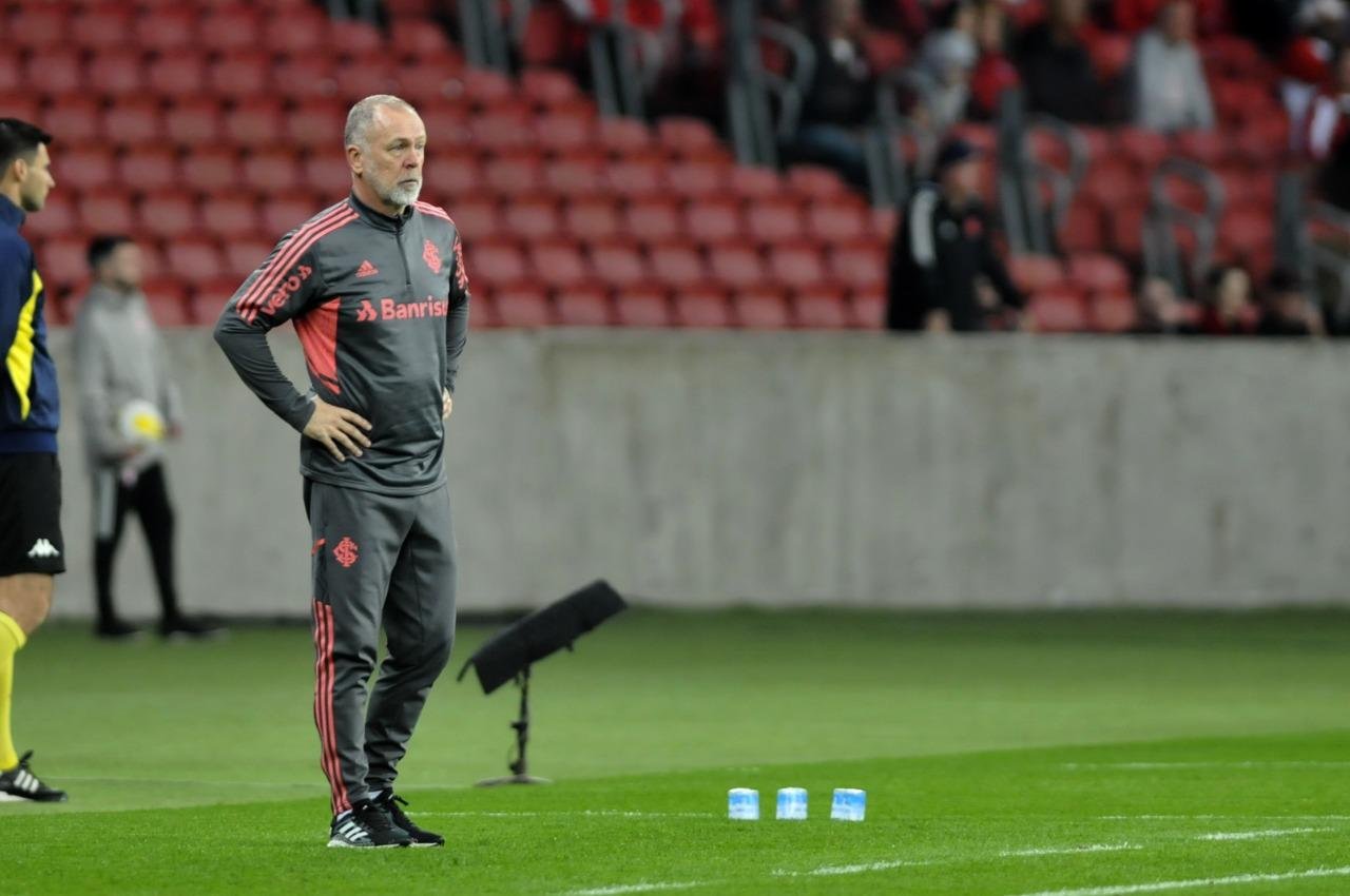 Mano Menezes elogiou a atua&ccedil;&atilde;o colorada no Beira-Rio