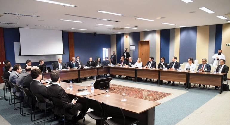 Reuni&atilde;o entre estados e governo federal termina sem acordo
