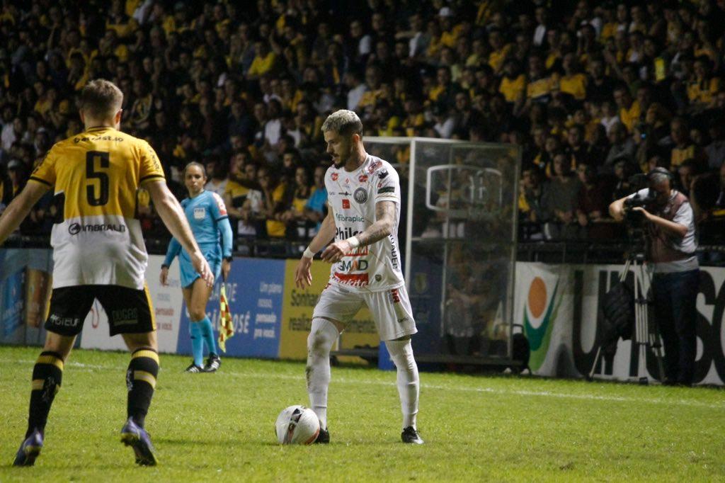 Crici&uacute;ma venceu o Oper&aacute;rio por 2 a 0