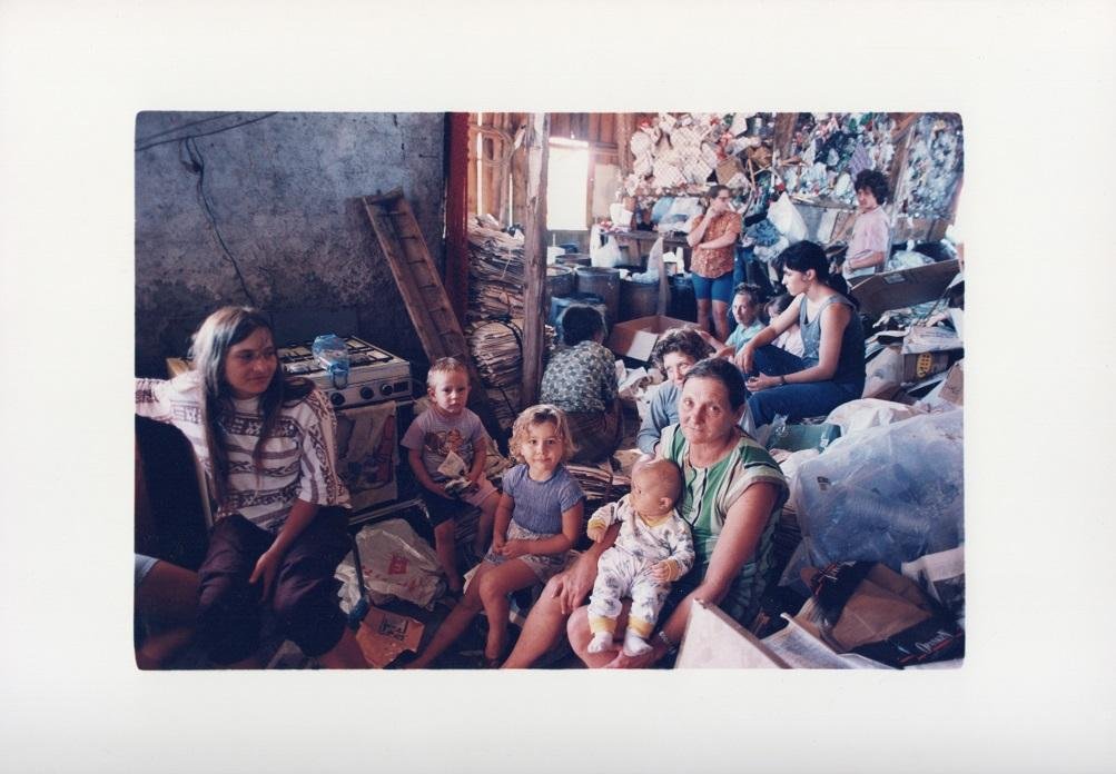 Para Di&ecirc;nnifer (o beb&ecirc; que aparece na imagem) e seus familiares, os retratos que comp&otilde;em o livro  transformaram-se em fotos de fam&iacute;lia.