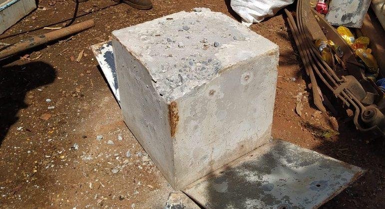 Caixa de concreto onde haveria c&aacute;psula de C&eacute;sio