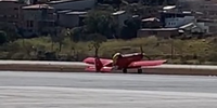 Avião saiu da pista e foi parar na área de gramado do Aeroporto da Pampulha