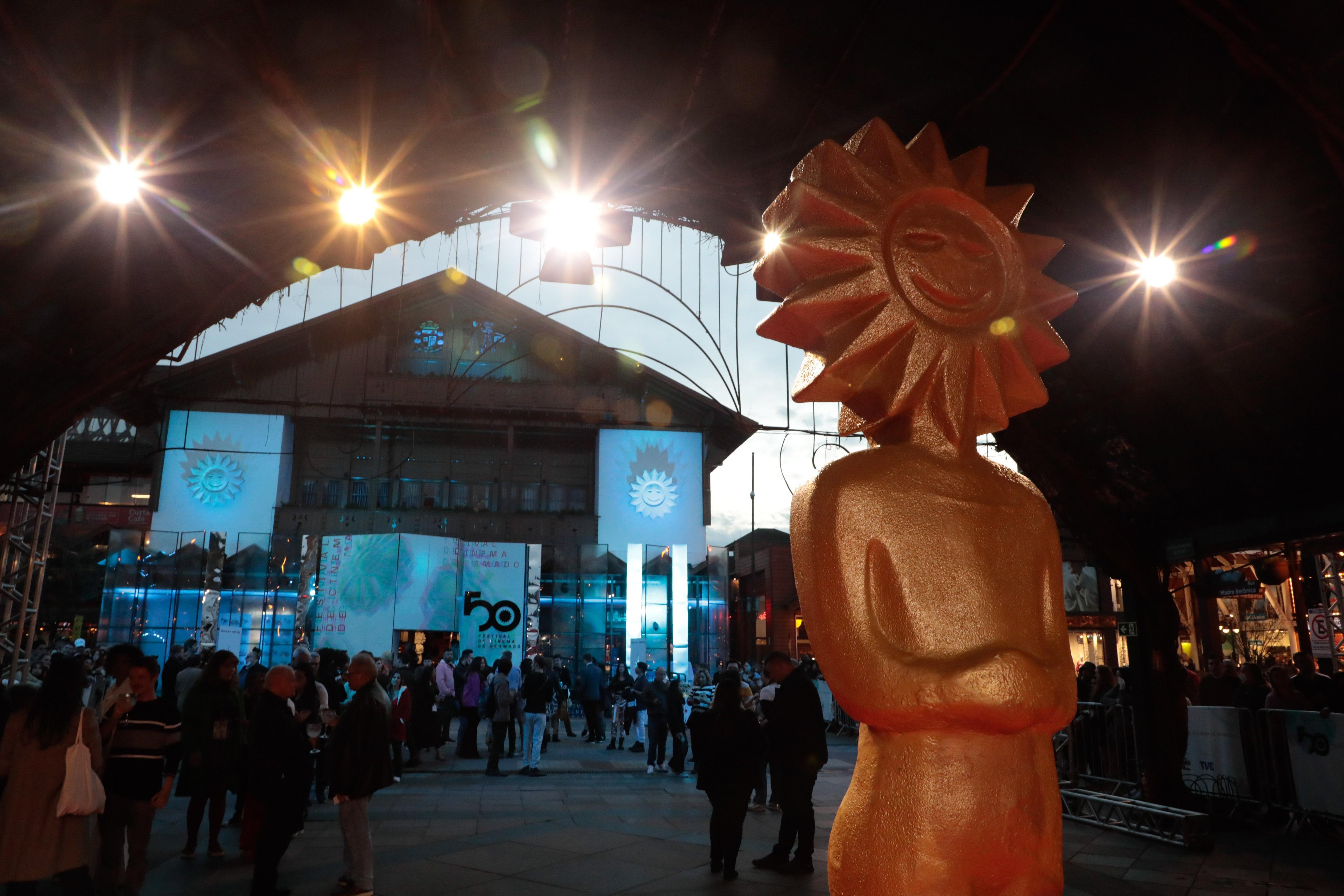 Nestes oito dias o Festival recebeu celebridades e mostrou filmes nacionais representativos de comunidades ind&iacute;genas, negras, quilombolas e das periferias