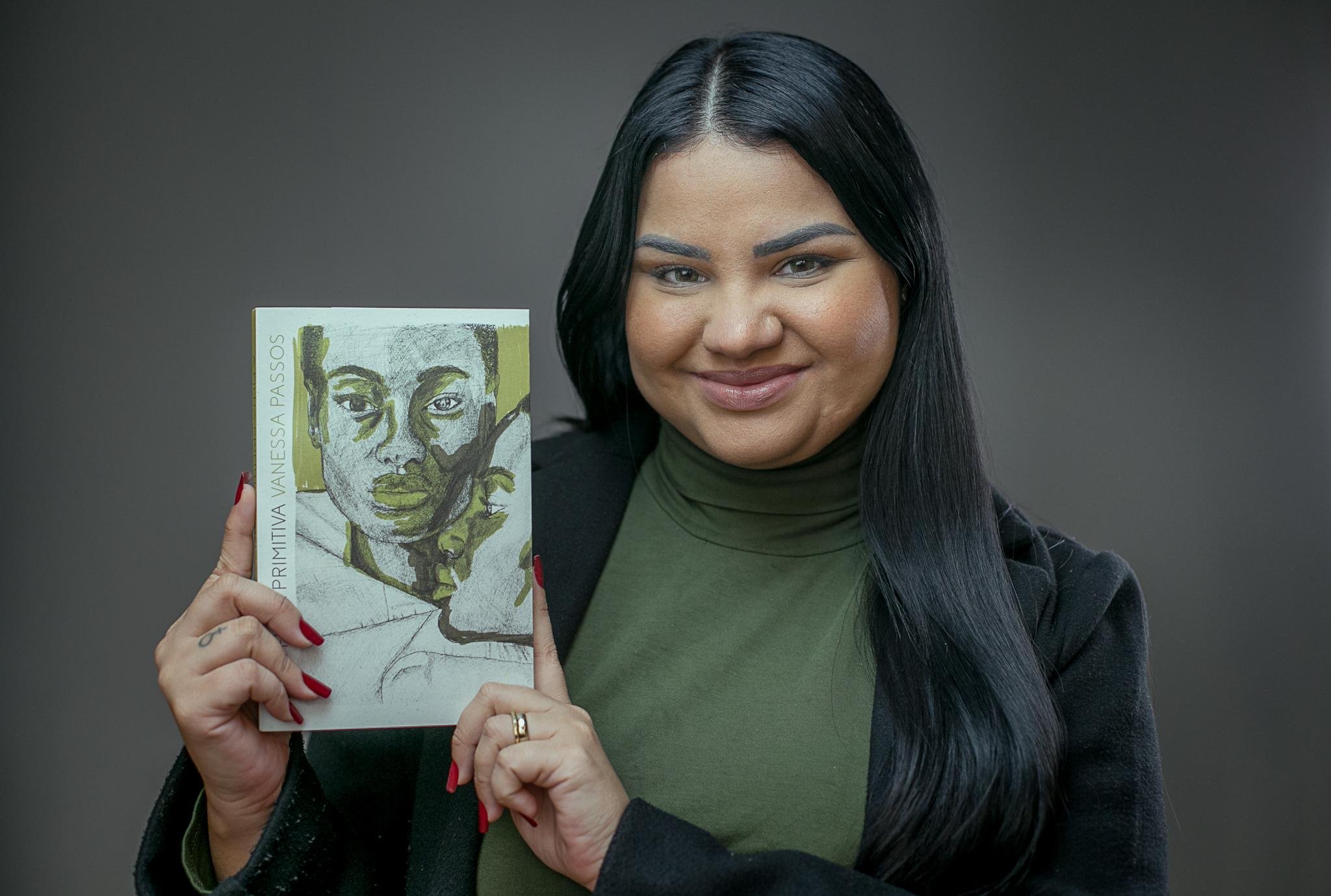 Vanessa Passos foi premiada com o Kindle de Literatura por "A Filha Primitiva"