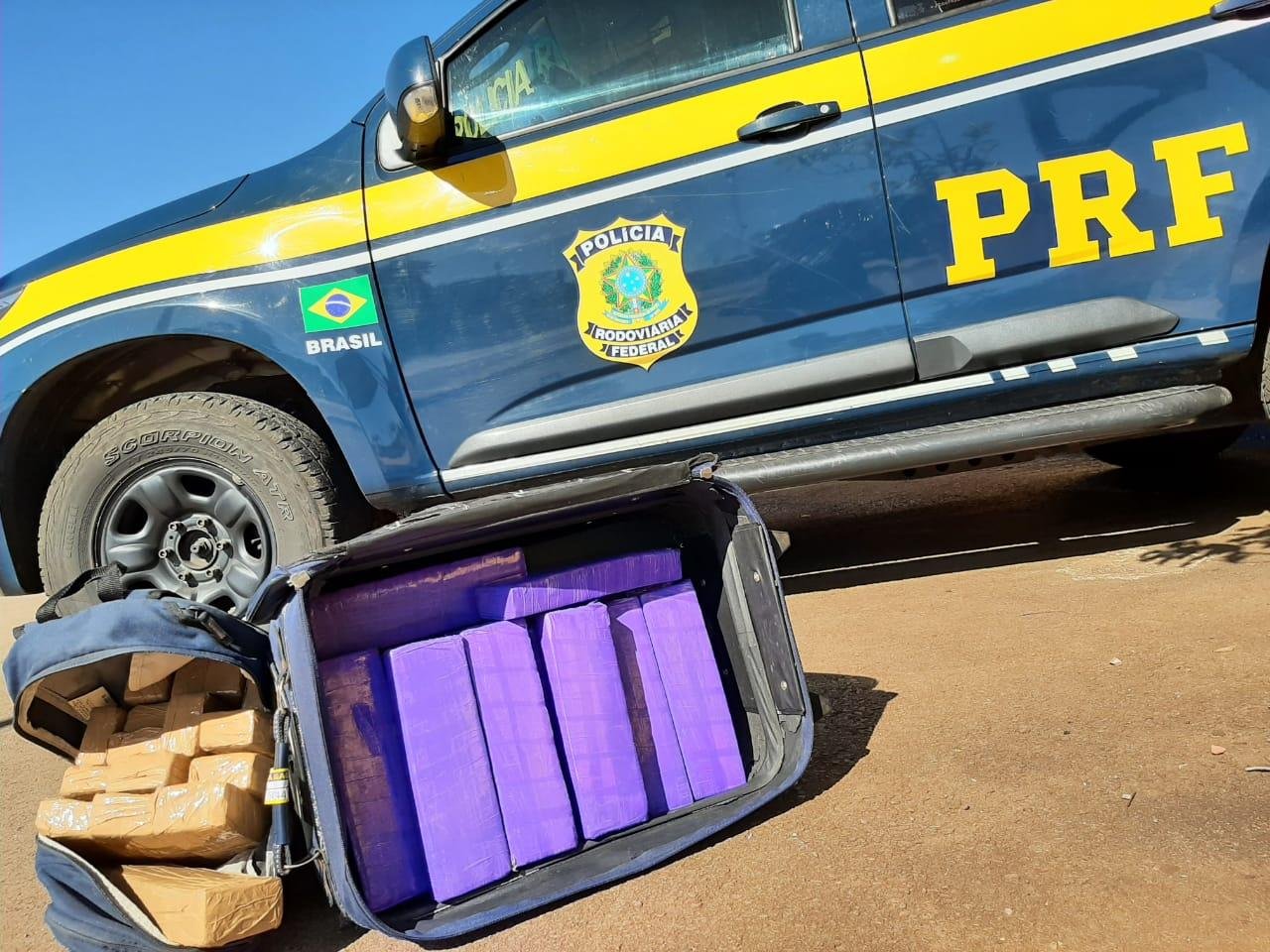 Droga estava dividida em uma mala e uma mochila