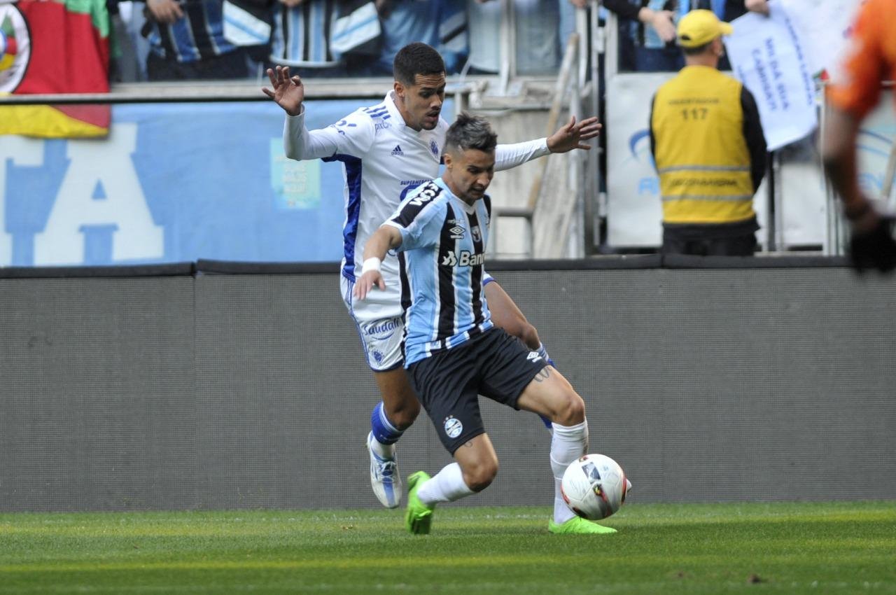 Ferreira tem temporada marcada por les&otilde;es