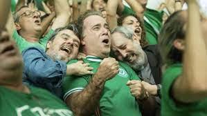 Trama segue tr&ecirc;s amigos que ficaram 40 anos sem se ver - Pedro Baresi (Ramos), Ivan (C&aacute;ssio) e Mariano (Ary Fran&ccedil;a)