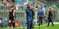 Direção do Grêmio deu voto de confiança a Roger após derrota para o Ituano