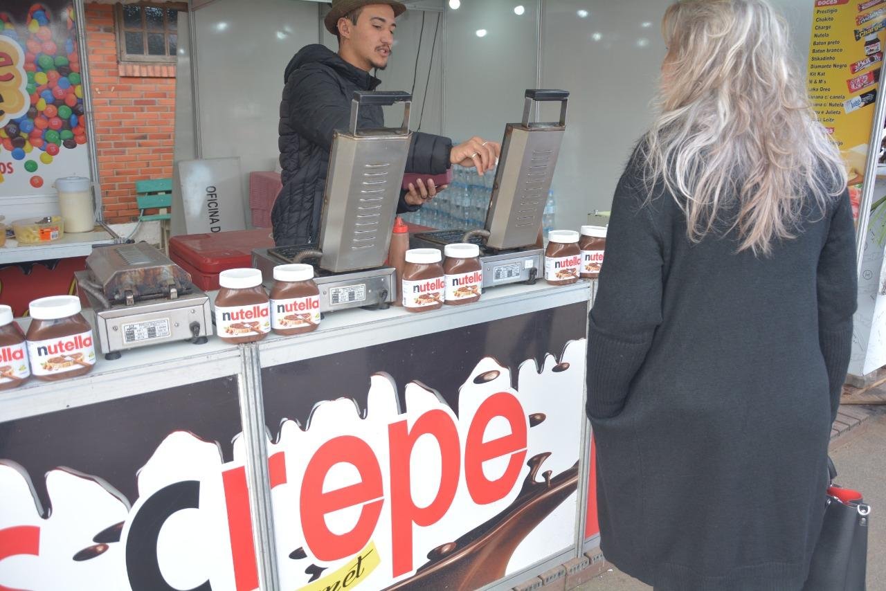 Kevin Bruce, crepeiro no setor de m&aacute;quinas, diz que p&uacute;blico costuma aceitar os pre&ccedil;os, por entender que a Expointer &eacute; um grande evento
