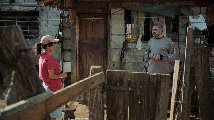 Entre as dez estreias mundiais anunciadas para esta 47&ordf; edi&ccedil;&atilde;o do Festival Internacional de Cinema de Toronto, a produ&ccedil;&atilde;o do cinema brasileiro se destaca com &lsquo;Carv&atilde;o&rsquo;, primeiro longa-metragem de Carolina Markowicz