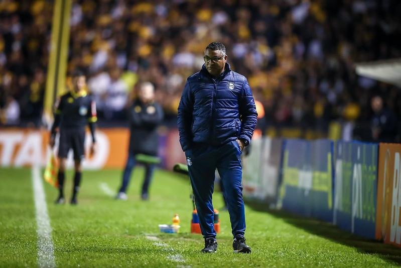 Roger Machado foi demitido na quinta-feira