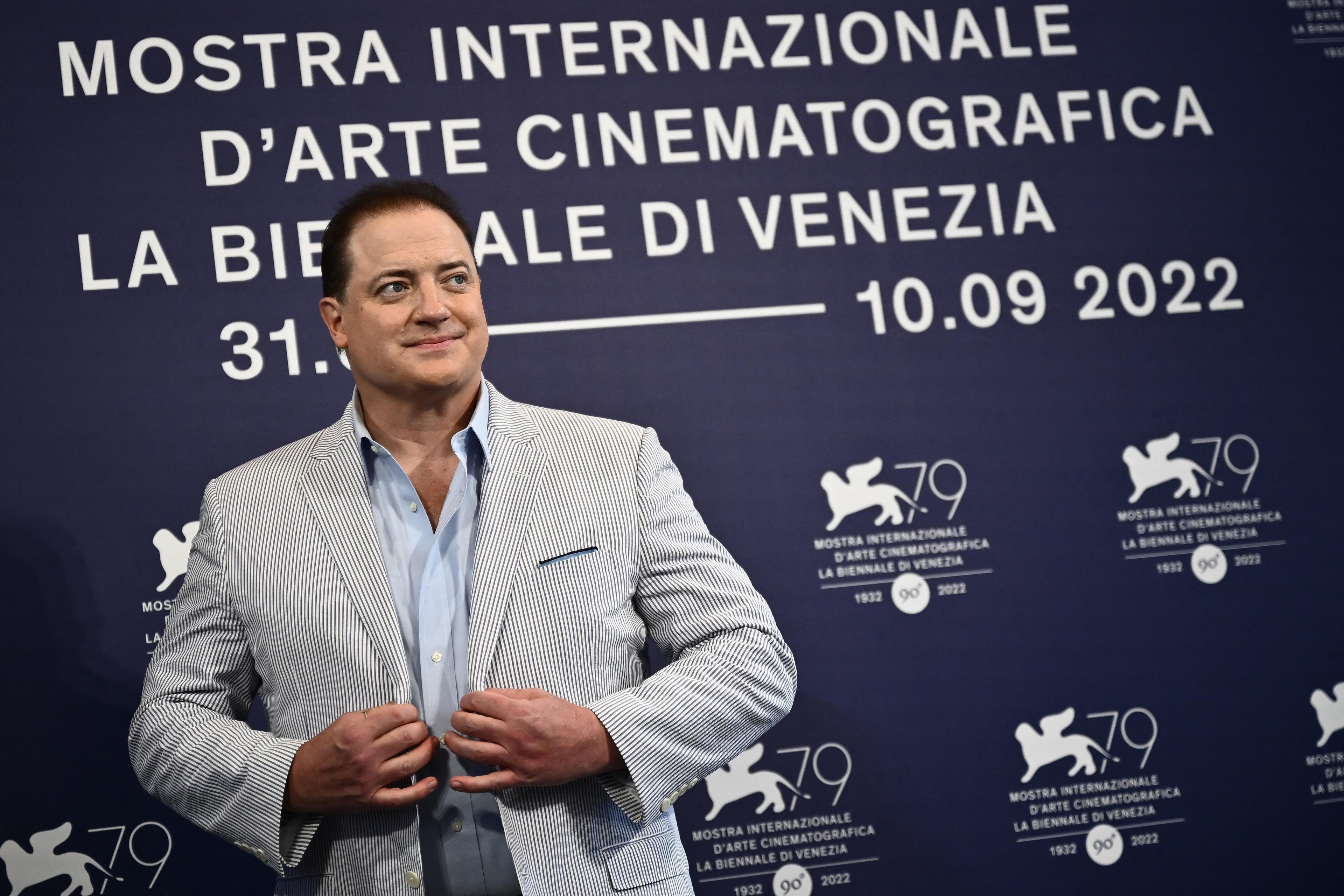O ator Brendan Fraser disse que n&atilde;o pretende ir &agrave; cerim&ocirc;nia do Globo de Ouro