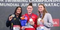 Beatriz Bezerra, de 16 anos, levou a medalha de prata nos 100 metros (m) nado borboleta