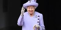 Família real foi chamada às pressas após piora na saúde da monarca nesta quinta-feira