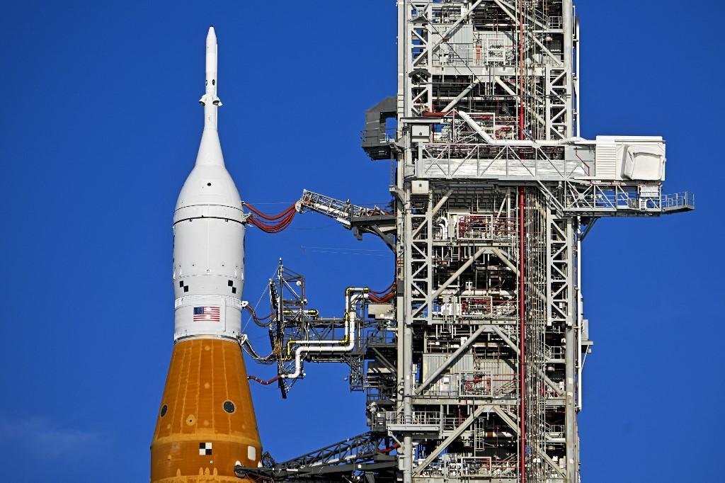 Miss&atilde;o pretende levar astronautas &agrave; Lua nesta d&eacute;cada