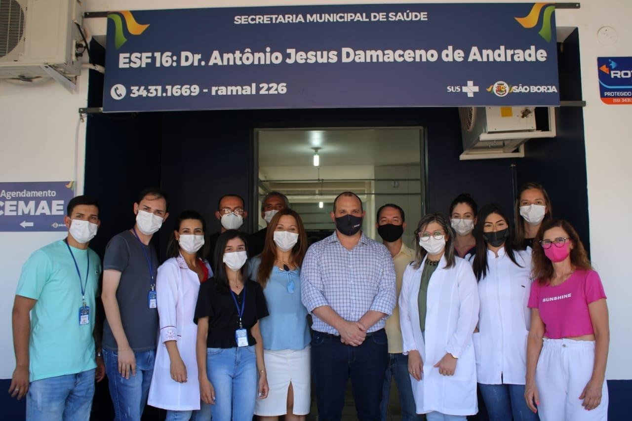 Pedido de autoriza&ccedil;&atilde;o para os pais ou respons&aacute;veis s&atilde;o enviadas pela equipe da Central de Vacinas