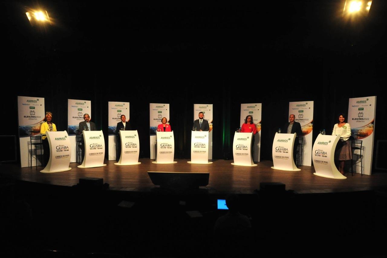 Temas como sa&uacute;de, educa&ccedil;&atilde;o, seguran&ccedil;a e gera&ccedil;&atilde;o de empregos foram pautas no teatro da Amrigs