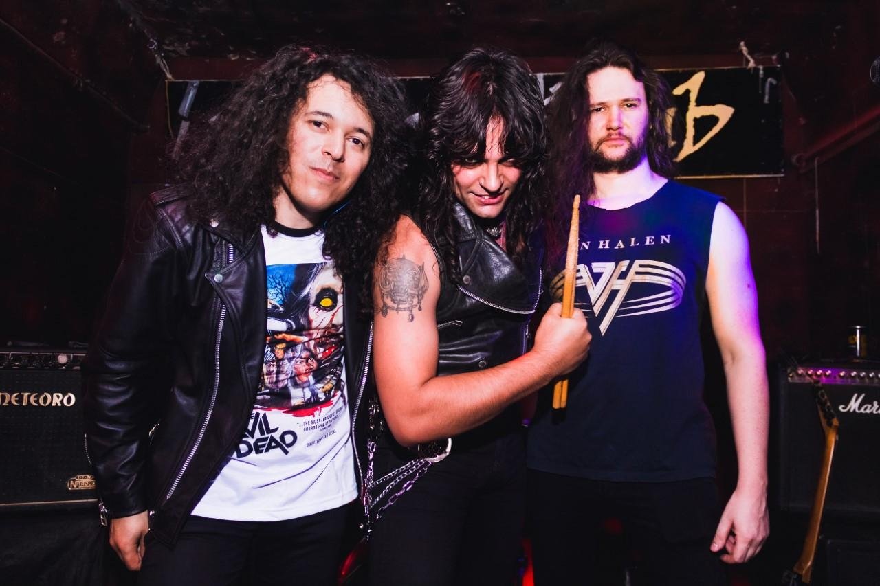 Banda autoral de Heavy Metal Goaten vai abrir a noite de shows no Opini&atilde;o