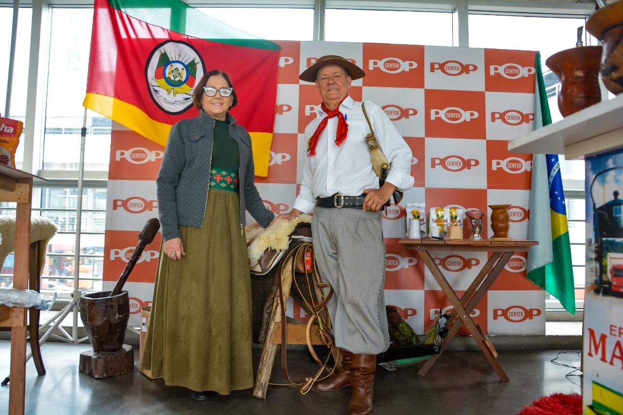 Casal Geraldino Ricardo e Maria Regina Ricardo est&aacute; como respons&aacute;vel pelo espa&ccedil;o