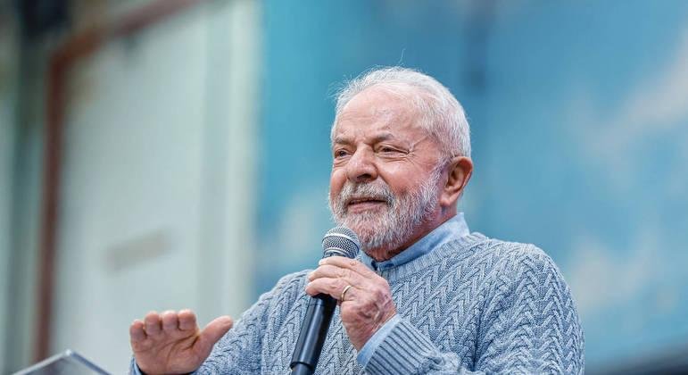 Ex-presidente n&atilde;o detalhou em plano de governo como pretende isentar de Imposto de Renda pessoas que ganham at&eacute; R$ 5 mil