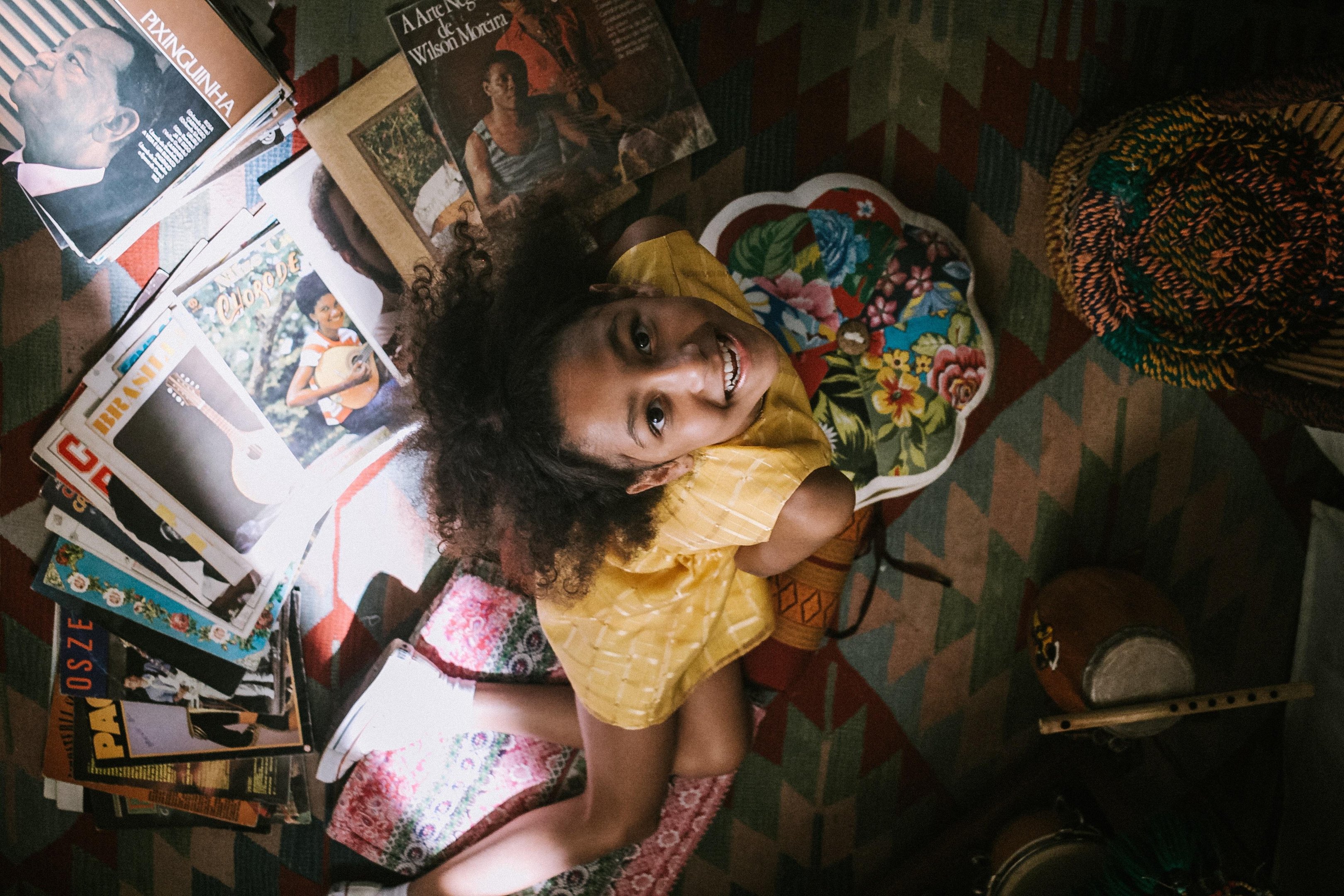 P&acirc;mela Amaro usa a m&uacute;sica para contar hist&oacute;rias e espalhar mensagens de afirma&ccedil;&atilde;o de um futuro pr&oacute;spero para grupos &eacute;tnicos atingidos pelo racismo.