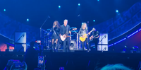 A lenda do thrash metal Metallica enlouqueceu a multidão com oito músicas, incluindo uma versão de 