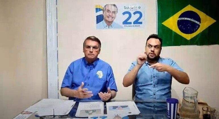 Presidente ironizou proibi&ccedil;&atilde;o de usar estrutura p&uacute;blica para lives