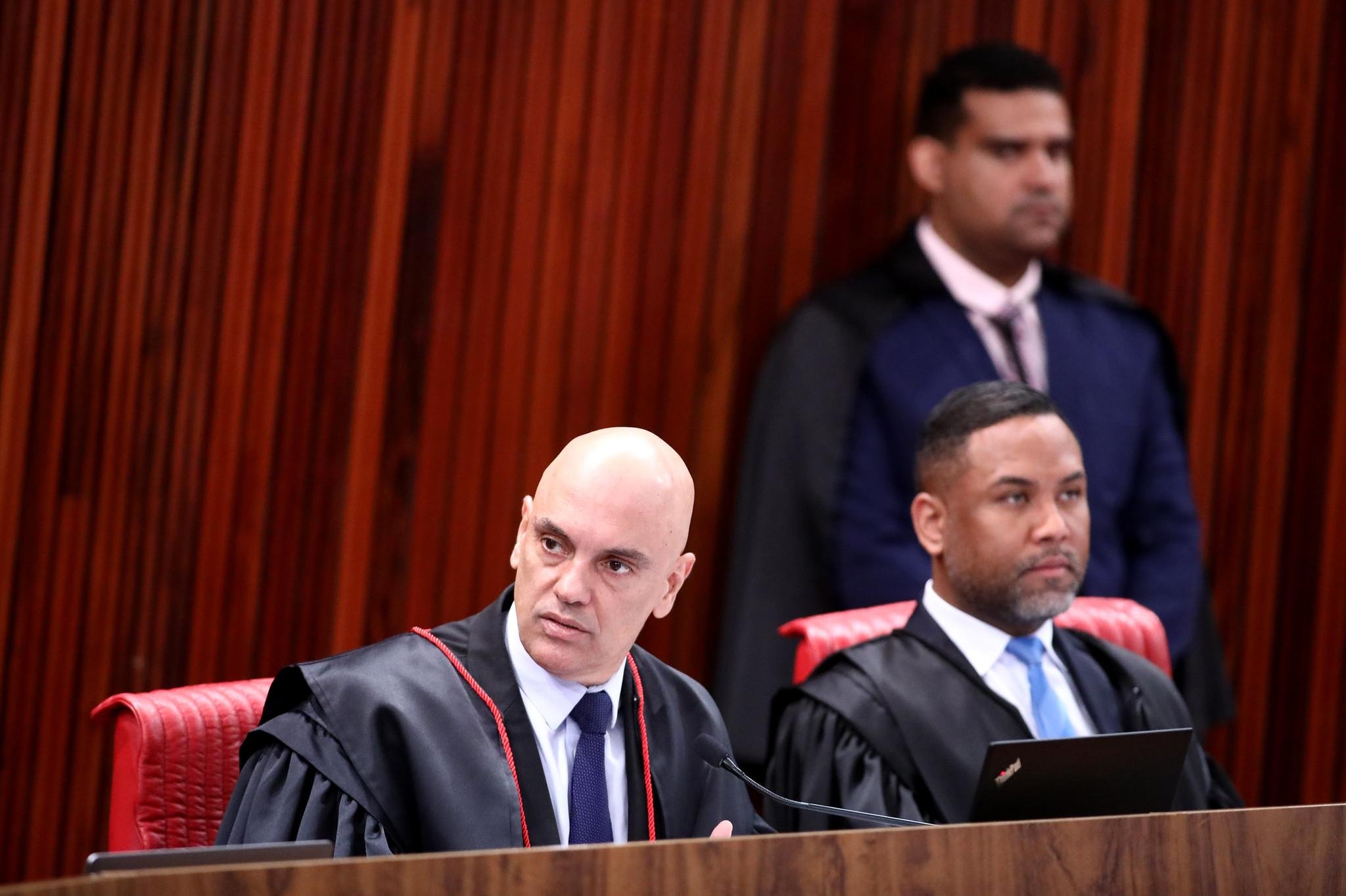 Presidente do TSE, Alexandre de Moraes, tem sido alvo de cr&iacute;ticas