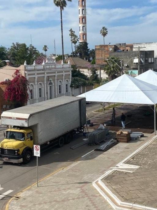O ponto de &ocirc;nibus circular foi transferido para a rua Borges de Medeiros