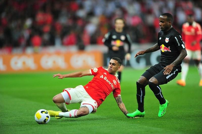 Inter empatou em 0 a 0 com Red Bull Bragantino e ficou mais longe do t&iacute;tulo brasileiro