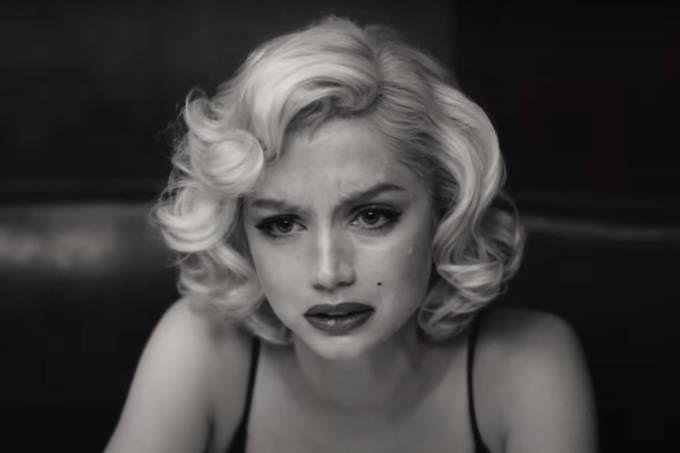 Ana de Armas vive a ic&ocirc;nica loira Marilyn Monroe em "Blonde"