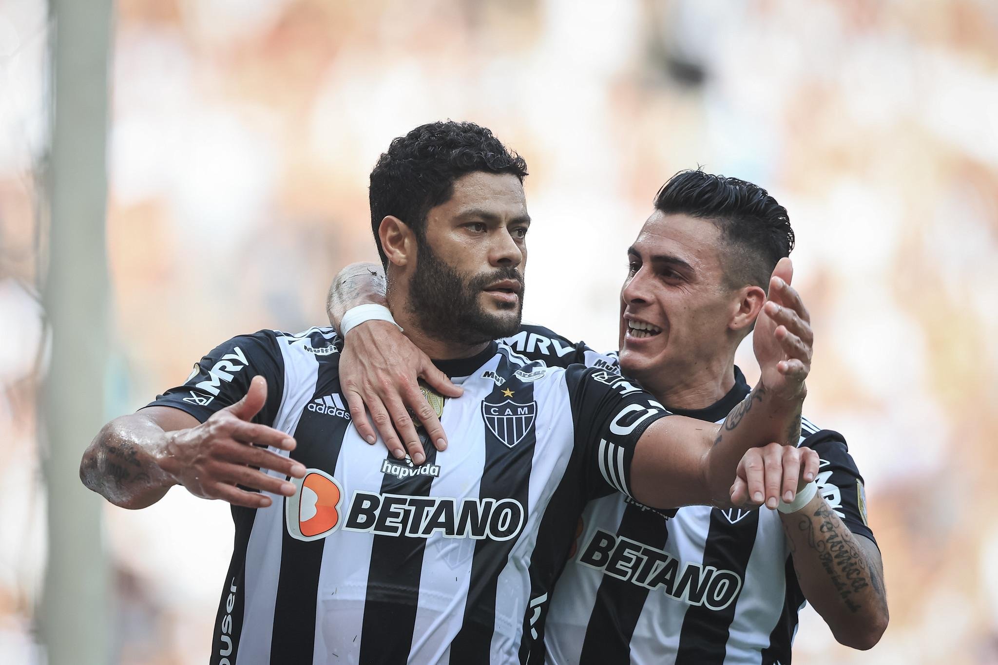 Hulk marcou os gols do Atl&eacute;tico-MG na vit&oacute;ria por 2 a 0