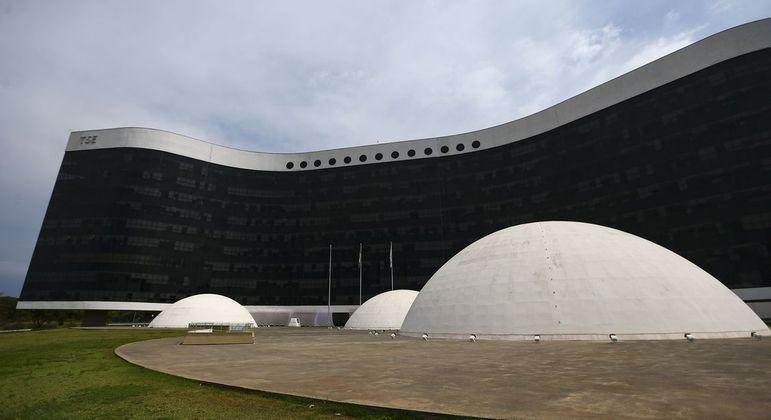 Os eleitores no exterior votam apenas para o cargo de presidente da Rep&uacute;blica