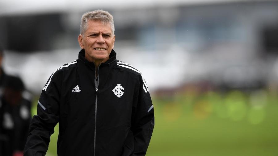 Paulo Autuori deixa o Inter ap&oacute;s seis meses