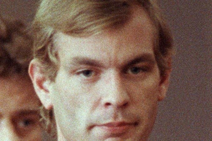 Dahmer: Um Canibal Americano estreia hoje; conheça a história do serial  killer