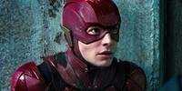 O ator Ezra Miller interpreta o herói Flash