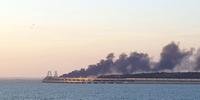 Ponte da Rússia em chamas na Crimeia