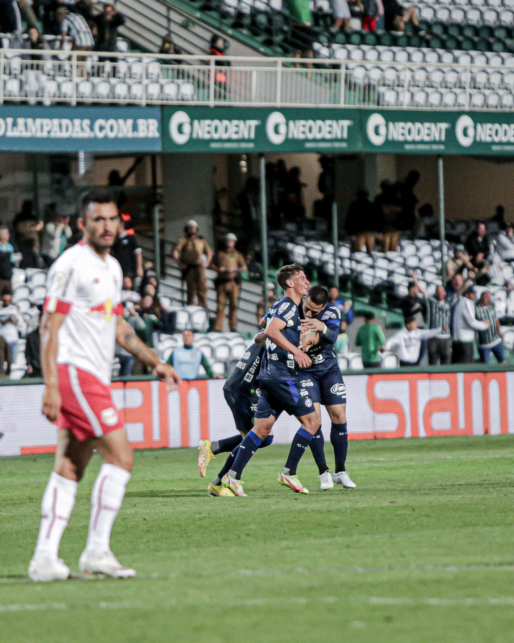 Supera&ccedil;&atilde;o marcou triunfo por 2 a 1