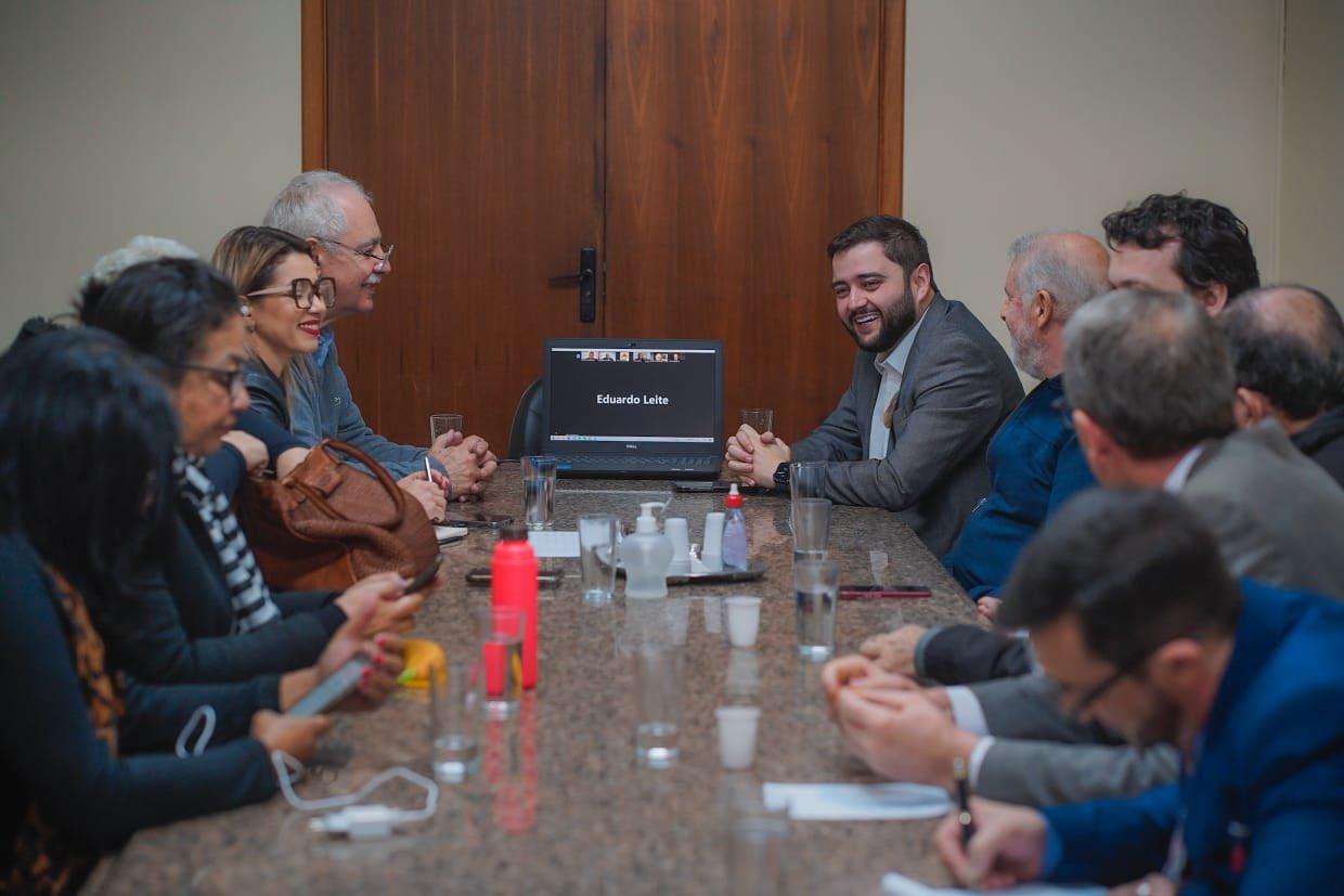 Eduardo Leite est&aacute; em agenda na Serra e foi representado pelo seu vice, Gabriel Souza (MDB)