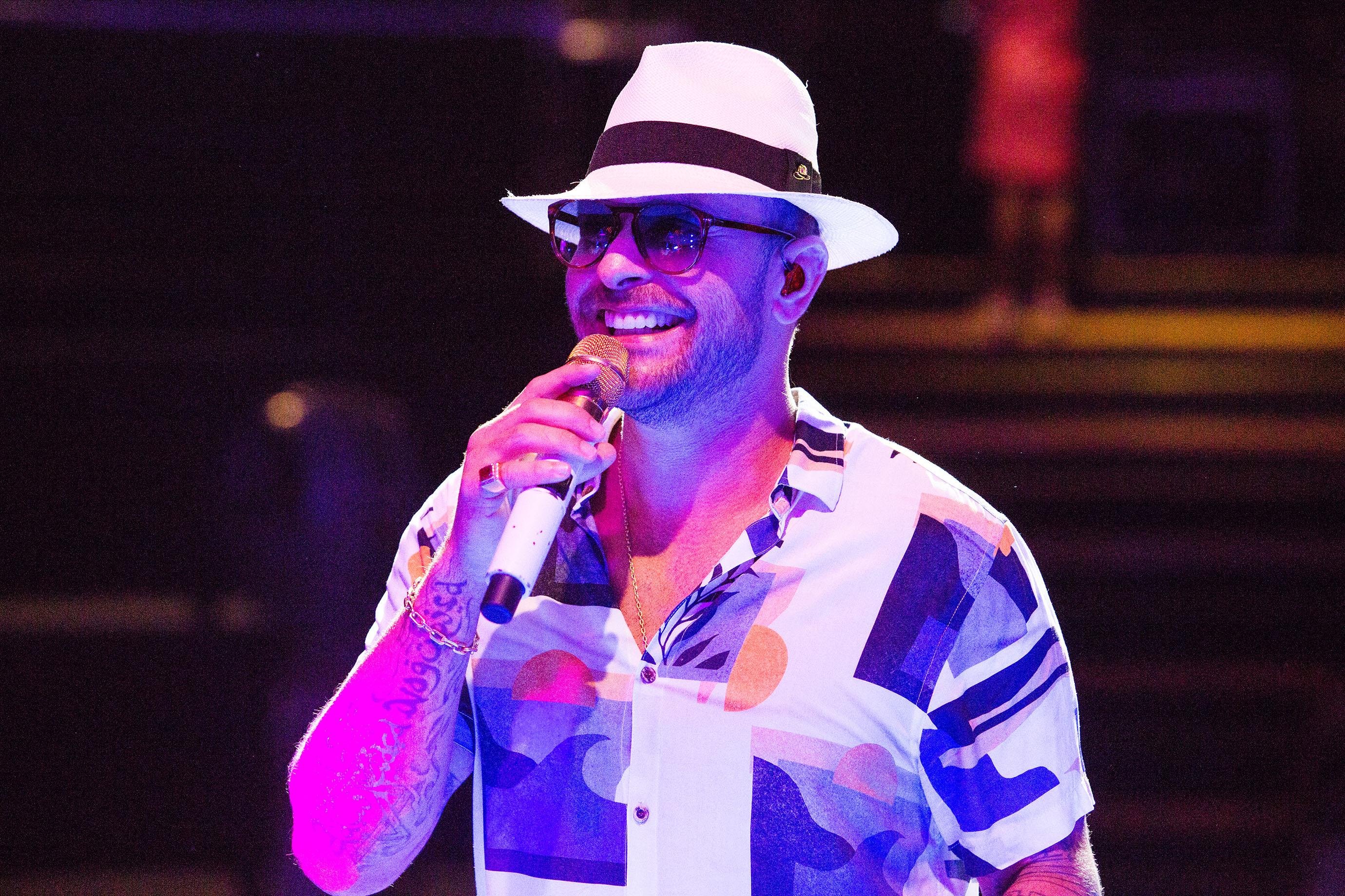 Diogo Nogueira lan&ccedil;a o single &ldquo;Talism&atilde;&rdquo;, releitura para hit de Michael Sullivan e Paulo Massadas