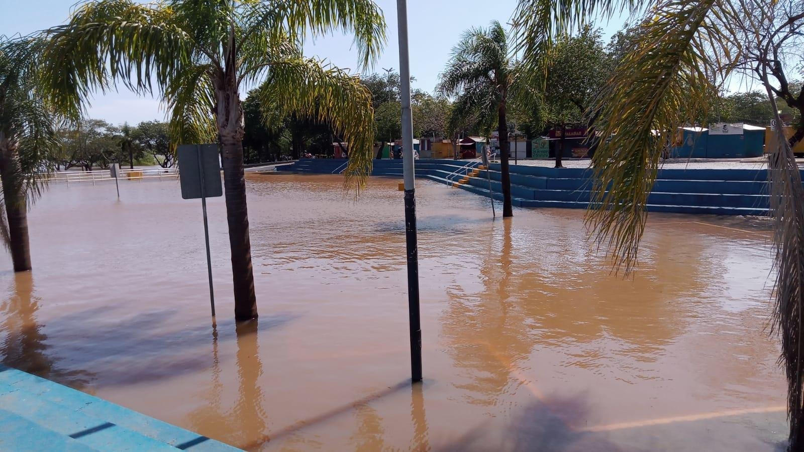 Situa&ccedil;&atilde;o de alerta por conta das chuvas j&aacute; foi registrada seis vezes na cidade s&oacute; neste ano